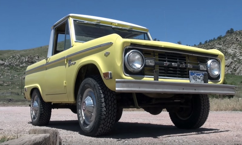 Classic Ford Bronco helps prove why small trucks are awesome