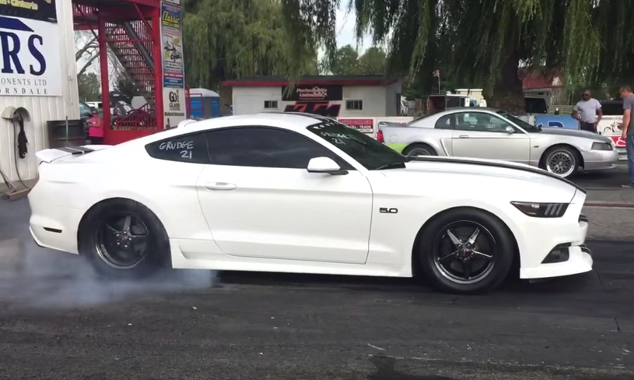 “Beefcake” Mustang rips the strip in nine seconds