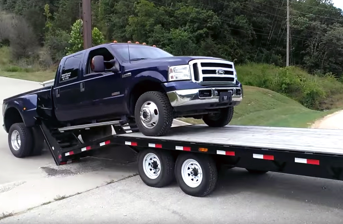 Fail: How not to load a trailer