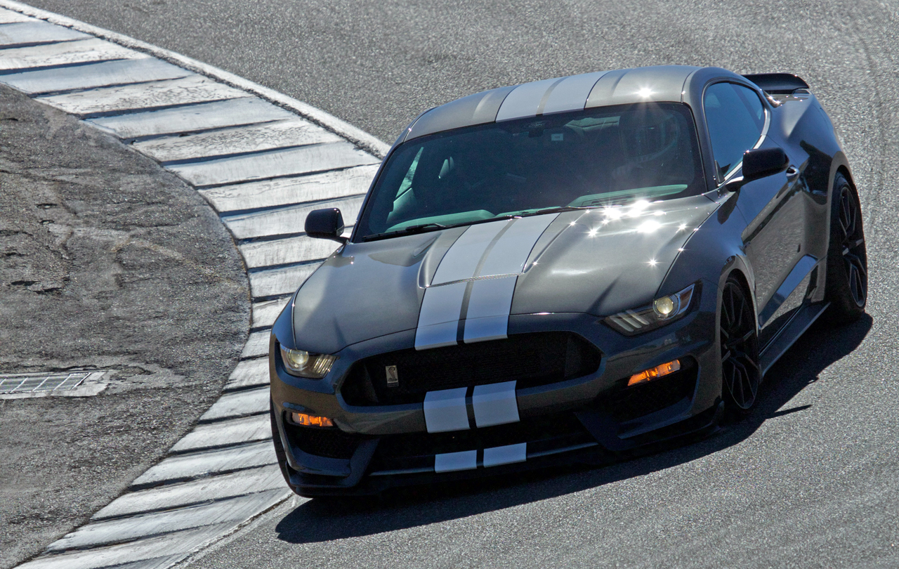 Shelby GT350 Mustang hits the track at Laguna Seca