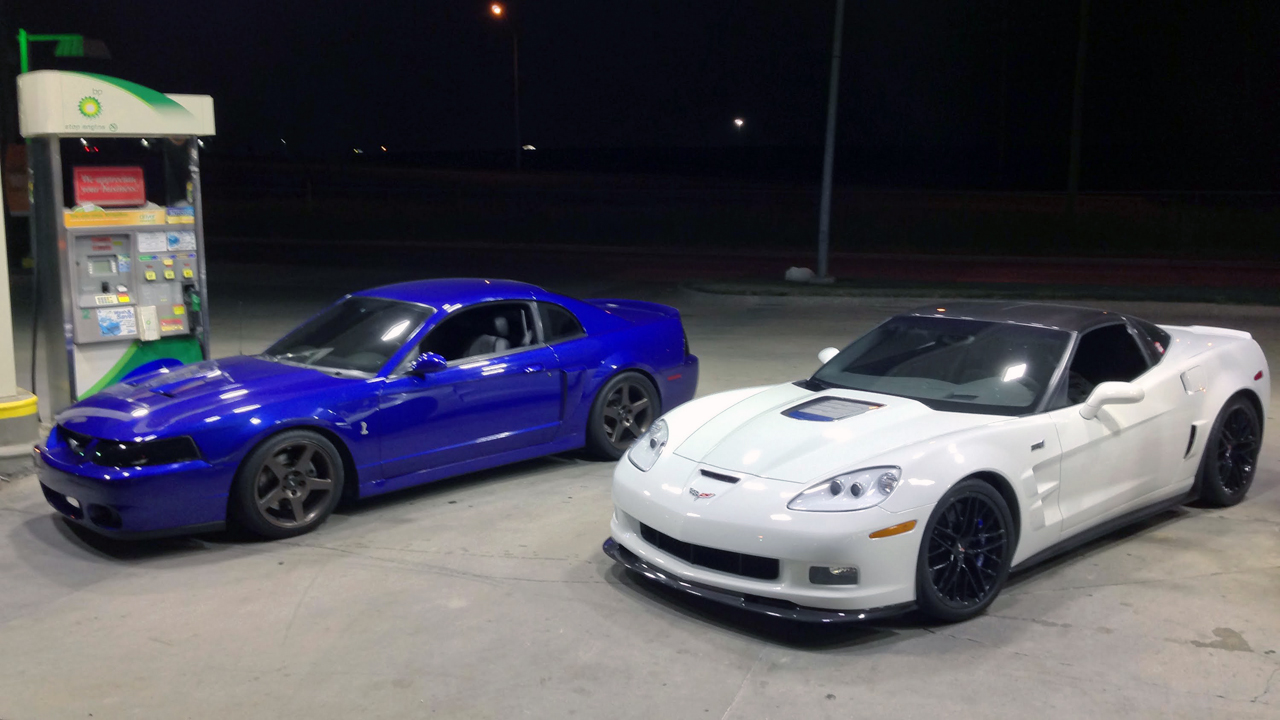 Twin-turbo Cobra takes on Corvette ZR1 - Coolfords