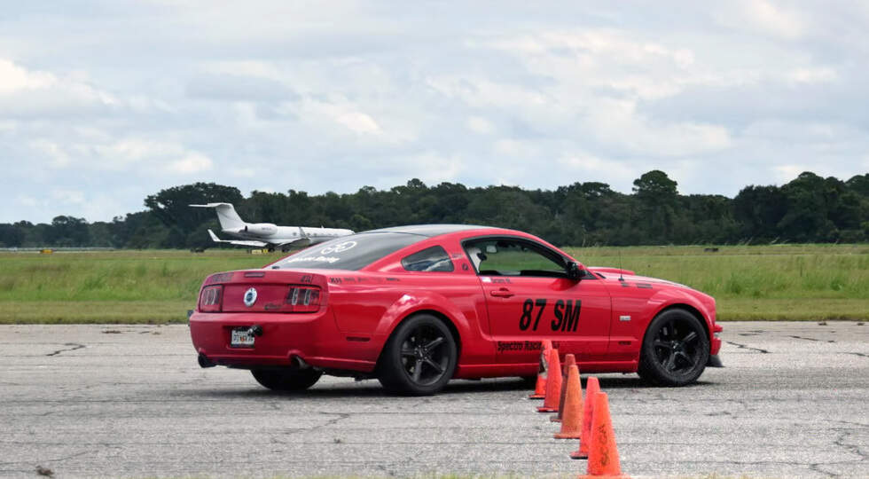 Tuned Mustang drifts and burns out in slow motion