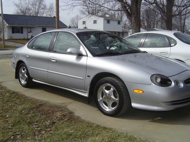 1999 Ford Taurus SHO