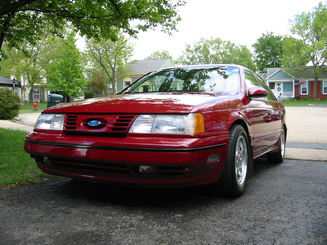 1989 Ford Taurus SHO