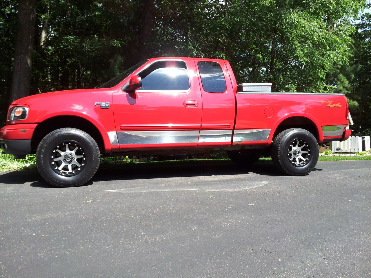 1999 Ford F-150 XLT