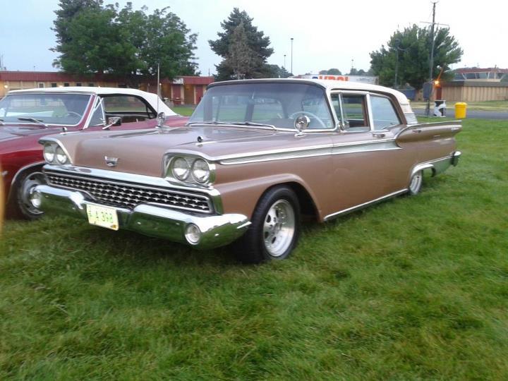 1959 Ford Galaxie 500/XL